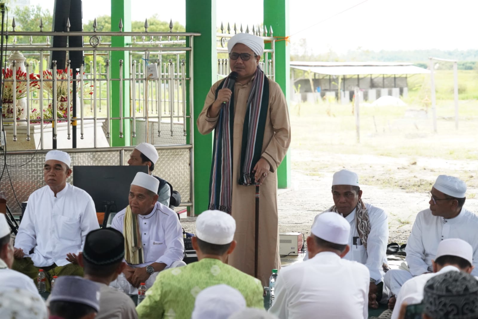 Sekda Nuryakin Hadiri Haul Akbar Syekh KH. Muhammad Qurthobi Bin Khalid Khalifah Thoriqad Junaidi Al Bagdadi Kalimantan Ke-20