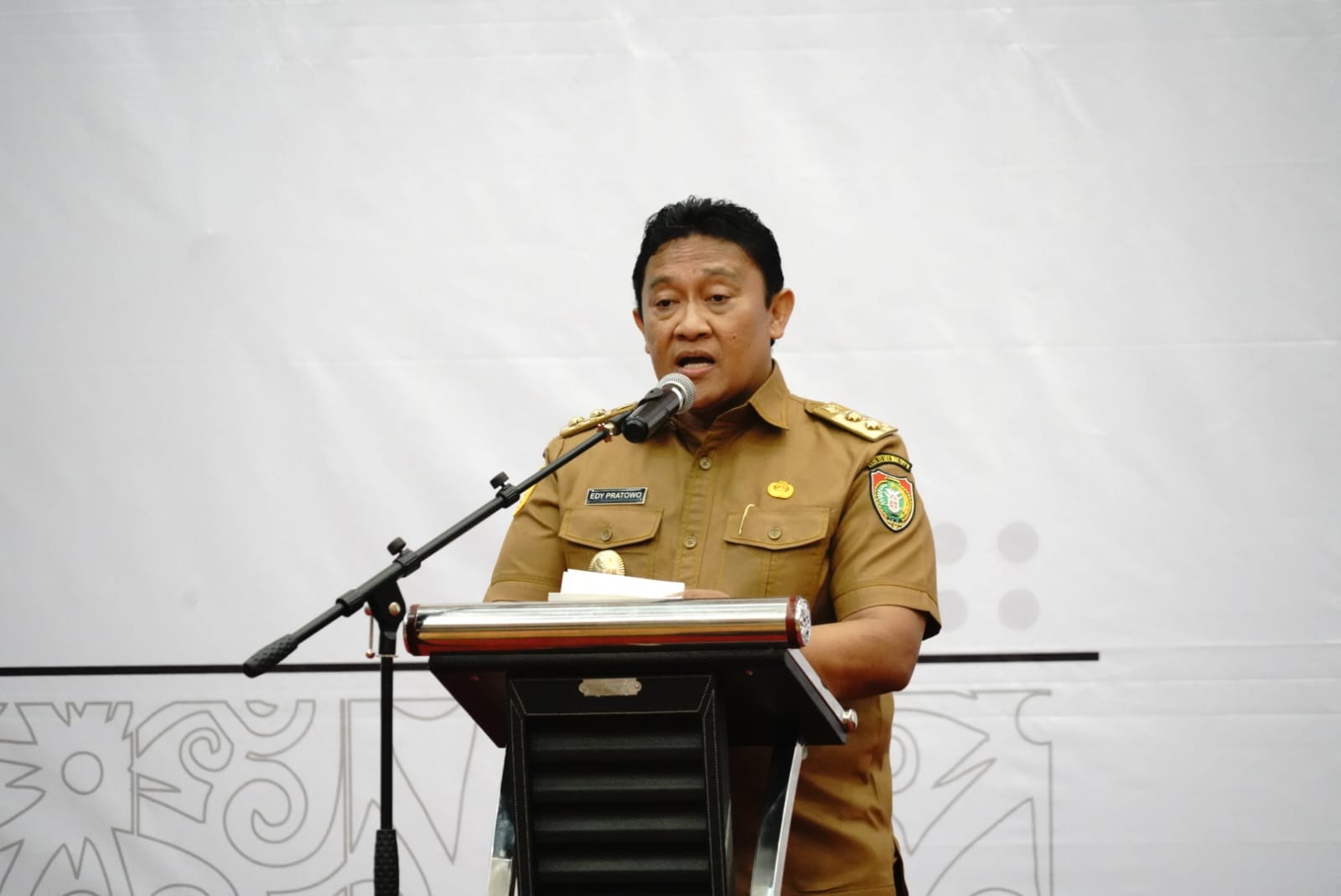 Wagub Edy Pratowo Hadiri Penandatanganan Naskah Kesepakatan Bersama Pengampuan Layanan Prioritas di Kalteng