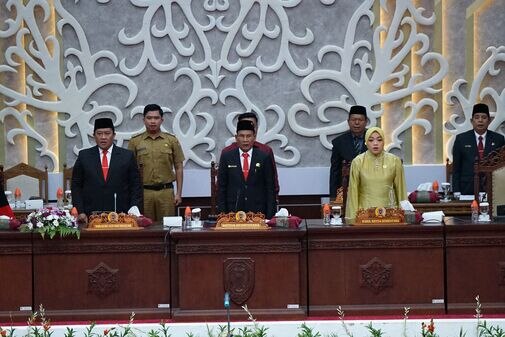 Hadiri Pengucapan Sumpah Jabatan Pimpinan DPRD Prov. Kalteng 2024-2029, Kadisbudpar Harapkan Budaya dan Pariwisata Kalteng Semakin Maksimal