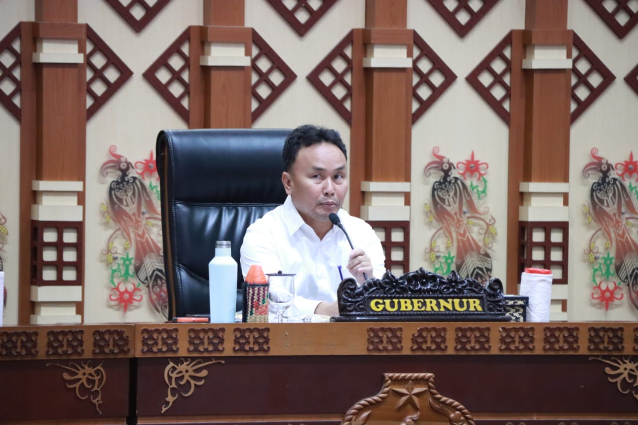 Gubernur Sugianto Sabran Pimpin Rapat Evaluasi Akhir Tahun Terhadap Pelaksanaan APBD 