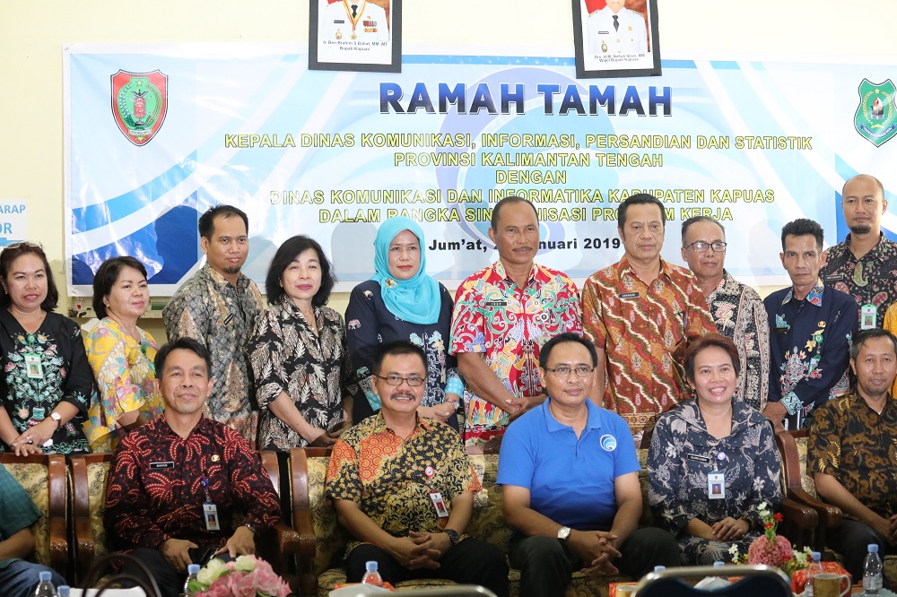 100 Pegiat Media di Kapuas Deklarasi Anti Hoax