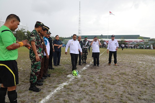 Tendangan kickoff Wagub Kalteng, Tandai Pembukaan Resmi Liga Pekerja Indonesia Zona Kalimantan Tengah