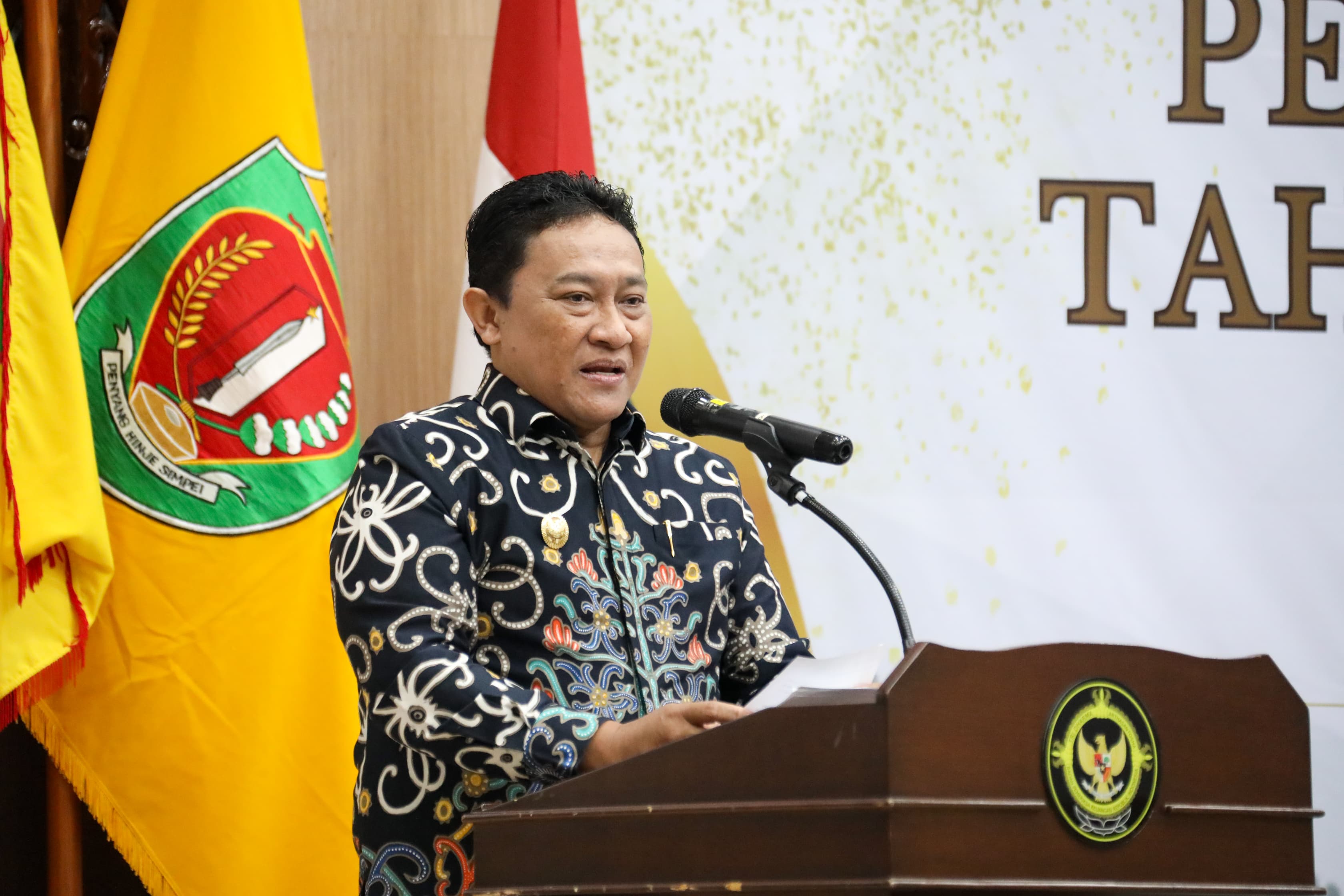 Wagub Edy Pratowo Serahkan LKPD TA. 2023 kepada Perwakilan BPK RI Provinsi Kalteng
