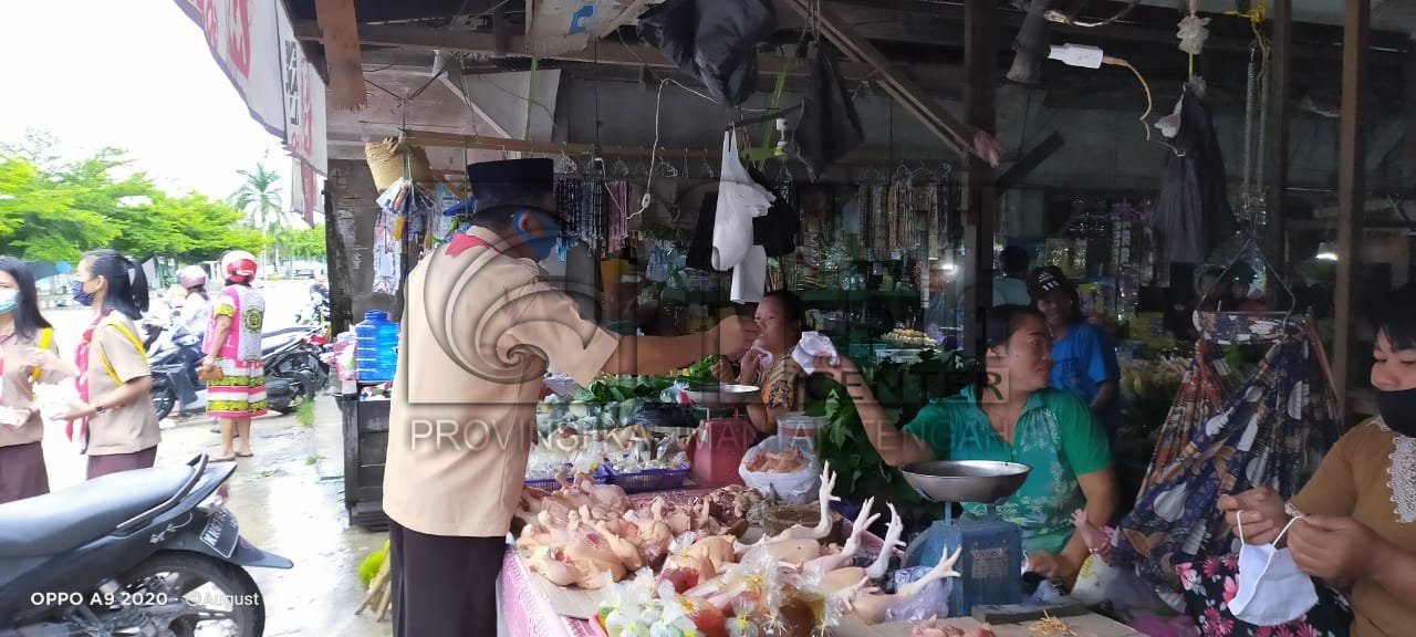 Seribu Masker Dibagikan Kwarcab Pramuka Gunung Mas  