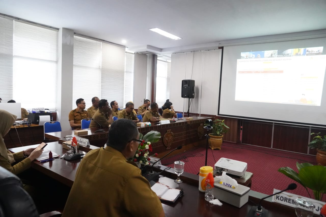 Sahli Gubernur Yuas Elko Hadiri Secara Virtual Rakor Pengendalian Inflasi Perkembangan Harga Minggu ke-4 April 2025 
