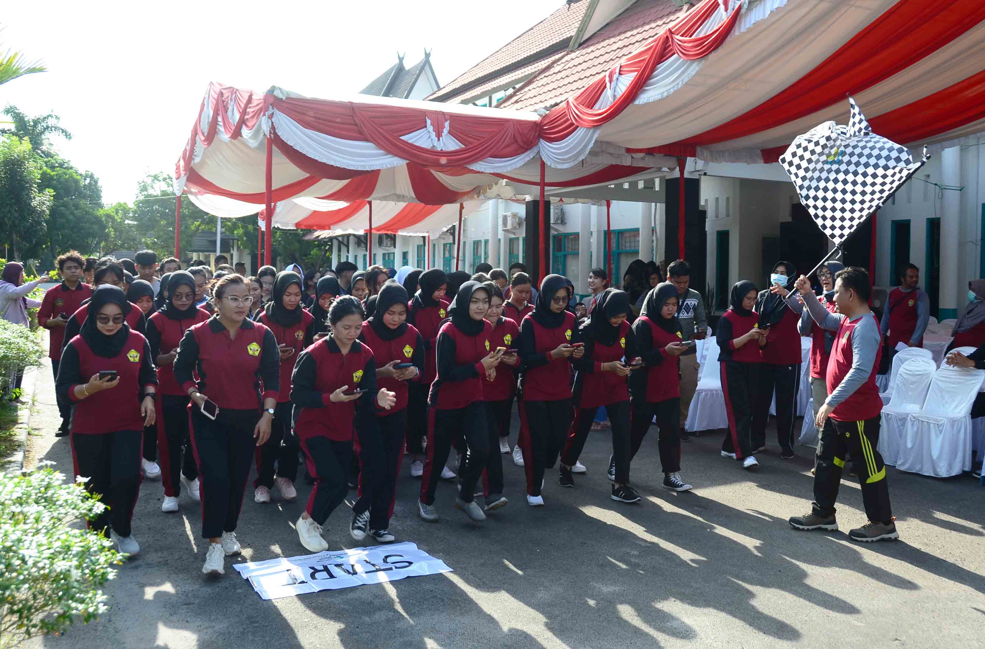 Implementasi GERMAS, Dinkes Prov. Kalteng Gelar Penggerakan Massa Melalui Aktivitas Fisik, Pengukuran Kebugaran Jasmani, dan Skrining Kesehatan Jiwa