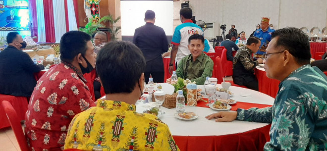 Kadis Kominfo Statistik dan Persandian Kobar Hadiri Malam Puncak HPN Tingkat Provinsi Kalteng di Murung Raya