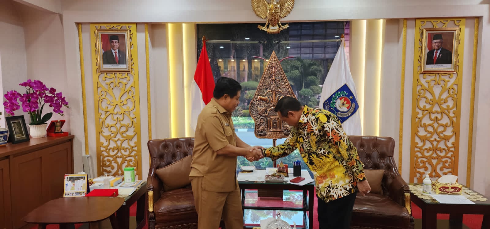 Temui Sekjen Kemendagri Suhajar Diantoro, Sekda Kalteng Nuryakin Laporkan Progres Pembangunan Program Strategis