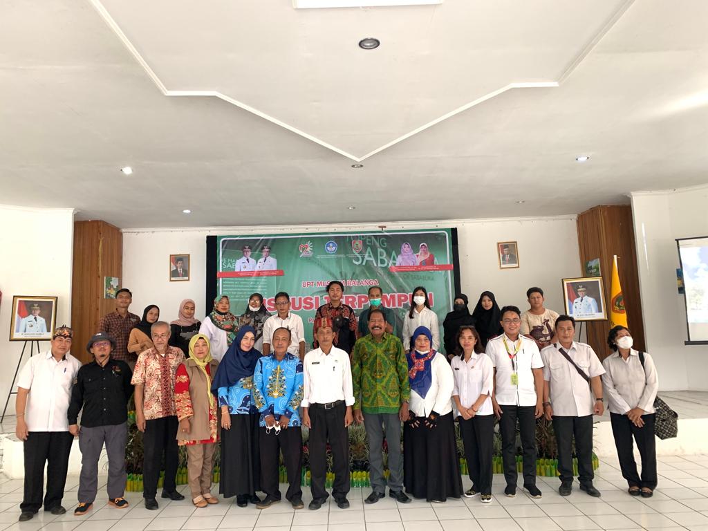 Kepala Dinas Budpar Kalteng Membuka Secara Resmi Diskusi  Terpumpun tentang Program dan Kunjung Museum Tahun 2022