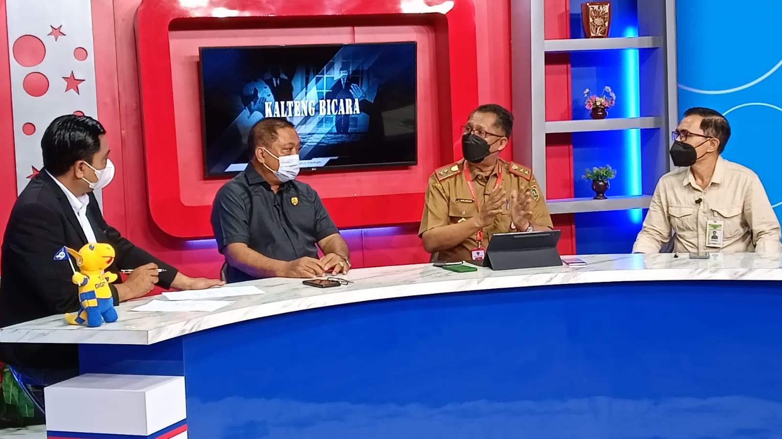 Jadi Narasumber Program Kalteng Bicara, Kadislutkan Prov. Kalteng Sampaikan Potensi Shrimp Estate Kalteng Berkah