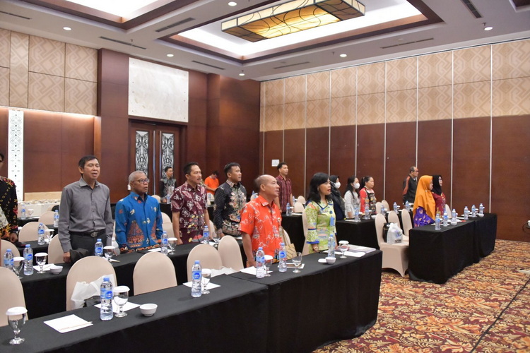 Kepala Bappedalitbang Prov. Kalteng Buka Sidang Pleno III TKPSDA Wilayah Sungai Mentaya-Katingan Tahun 2023