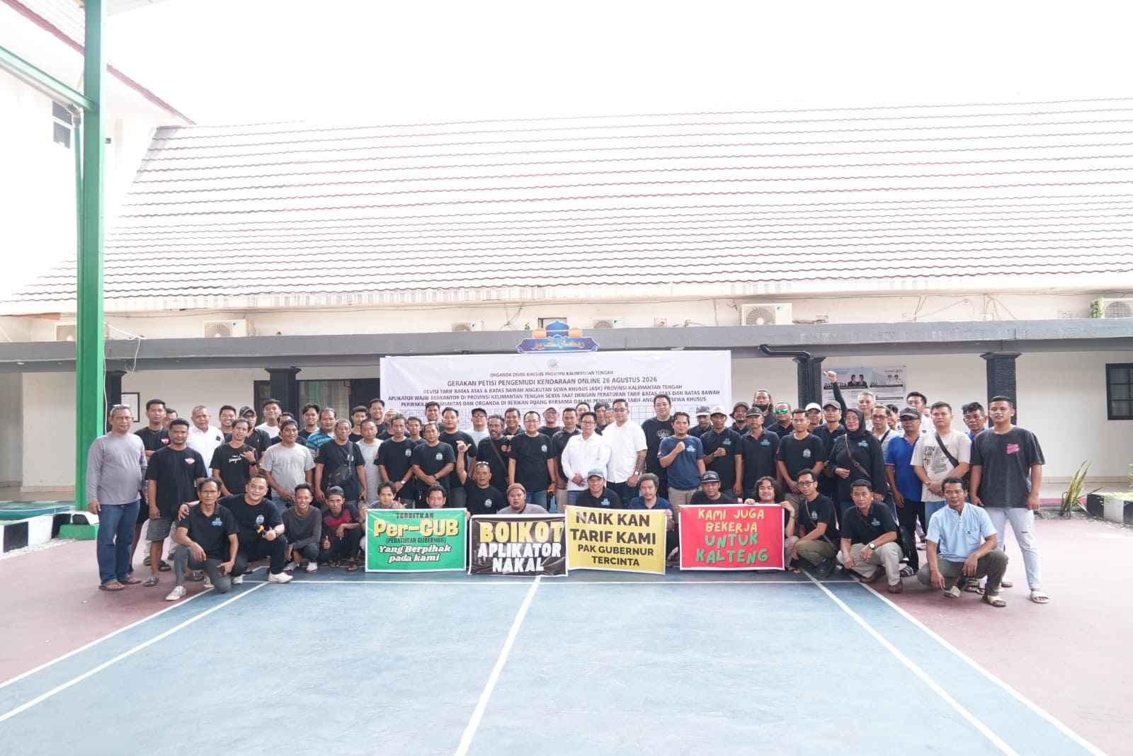 Dishub Kalteng Terima Aspirasi Komunitas Driver R4, Tarif Angkutan Sewa Khusus Disesuaikan Menjadi Rp5.500 per Kilometer