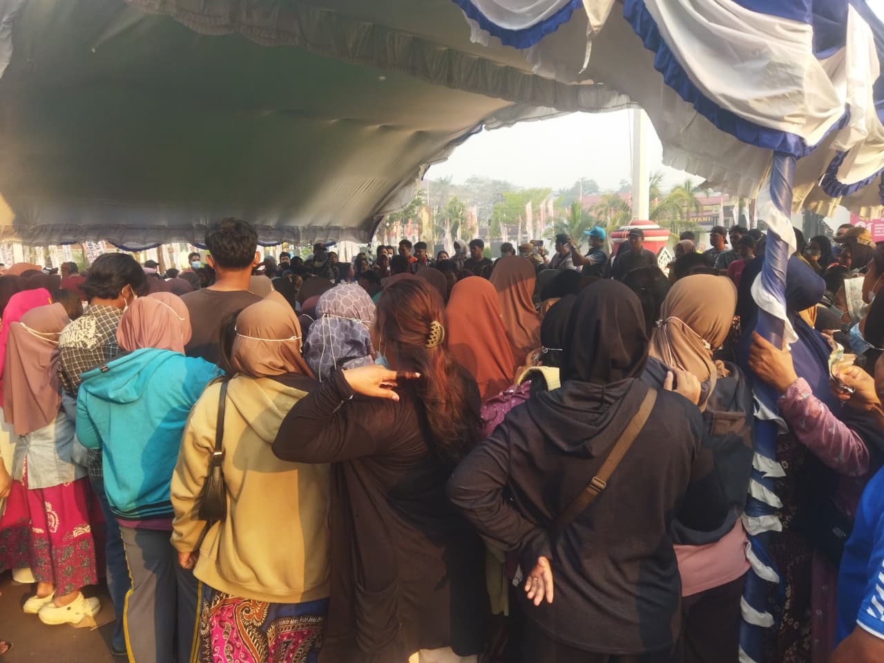 Gerakan Pangan Murah (GPM), Cek Kesehatan Gratis (CKG) dan Pasar Murah di Kab. Kotawaringin Timur