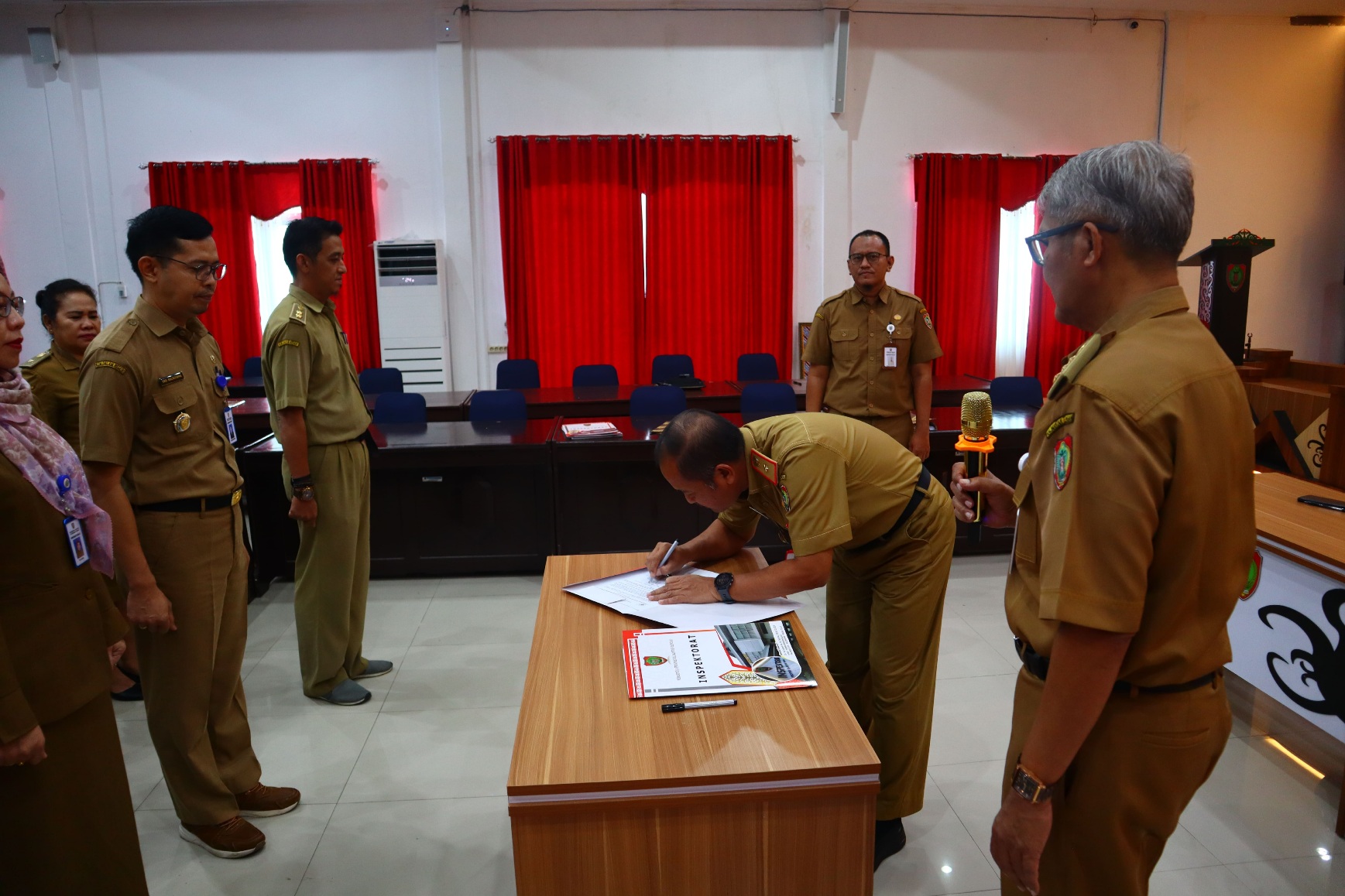 Inspektorat Daerah Prov. Kalteng Lakukan Penandatanganan Pakta Integritas dan Pengucapan Ikrar Netralitas ASN