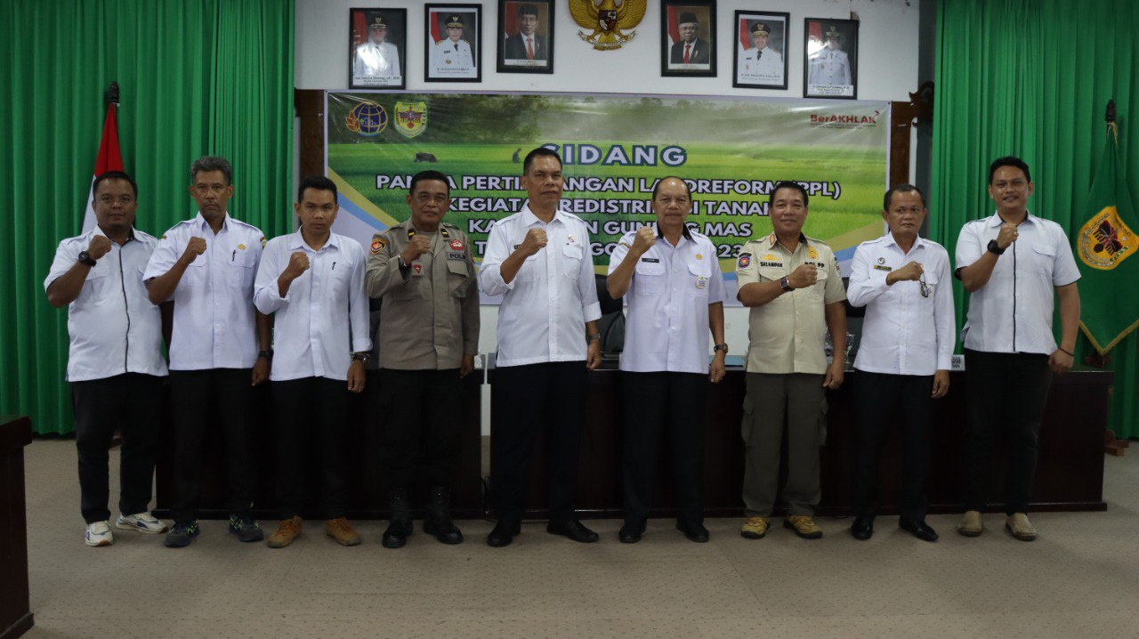 Asisten I Setda Kab. Gumas Pimpin Sidang Panitia Pertimbangan Landreform TA. 2023