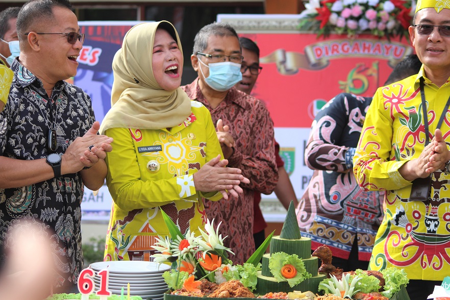 Pj. Bupati Barito Selatan Hadiri Peringatan HUT Ke-61 Bank Kalteng di Buntok