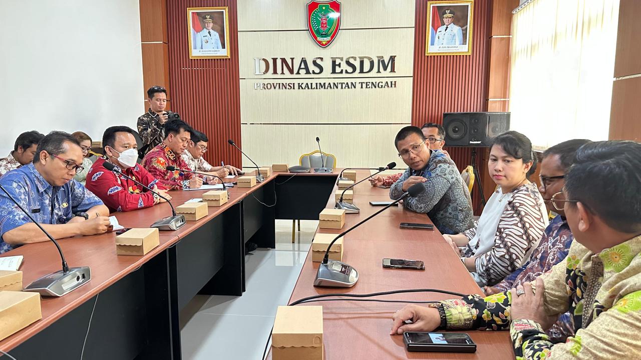 Kepala Dinas ESDM Prov. Kalteng Terima Kunjungan GM PT. PLN