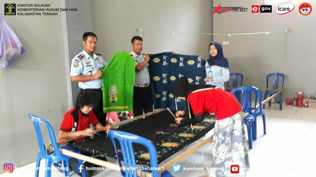 Narapidana Wanita Rumah Tahanan Kelas IIB Tamiang Layang Di Bekali Keterampilan