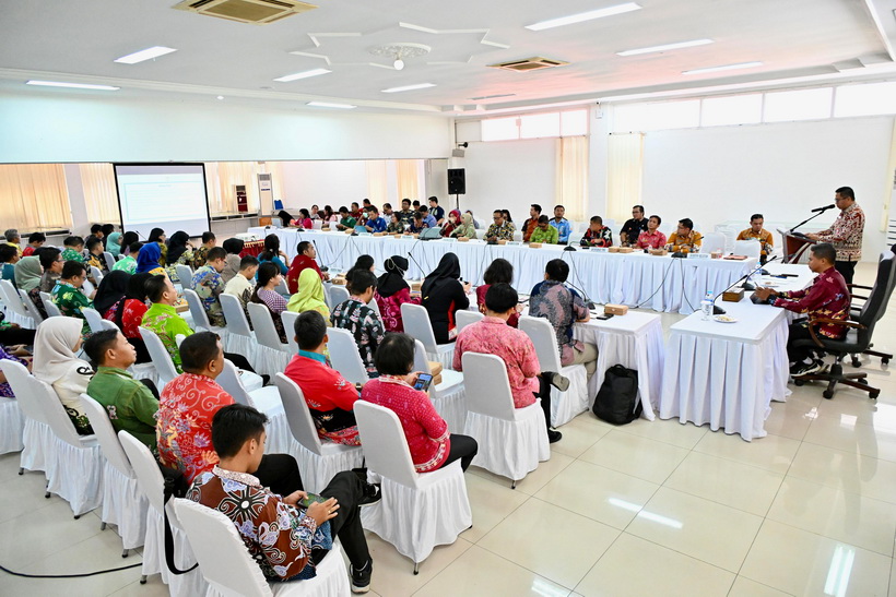 Kepala Bappedalitbang Buka Asistensi dan Supervisi Pengendalian dan Evaluasi Dokumen RPJPD Tahun 2025–2045, RPJMD Tahun 2025–2029 dan RKPD Tahun 2025