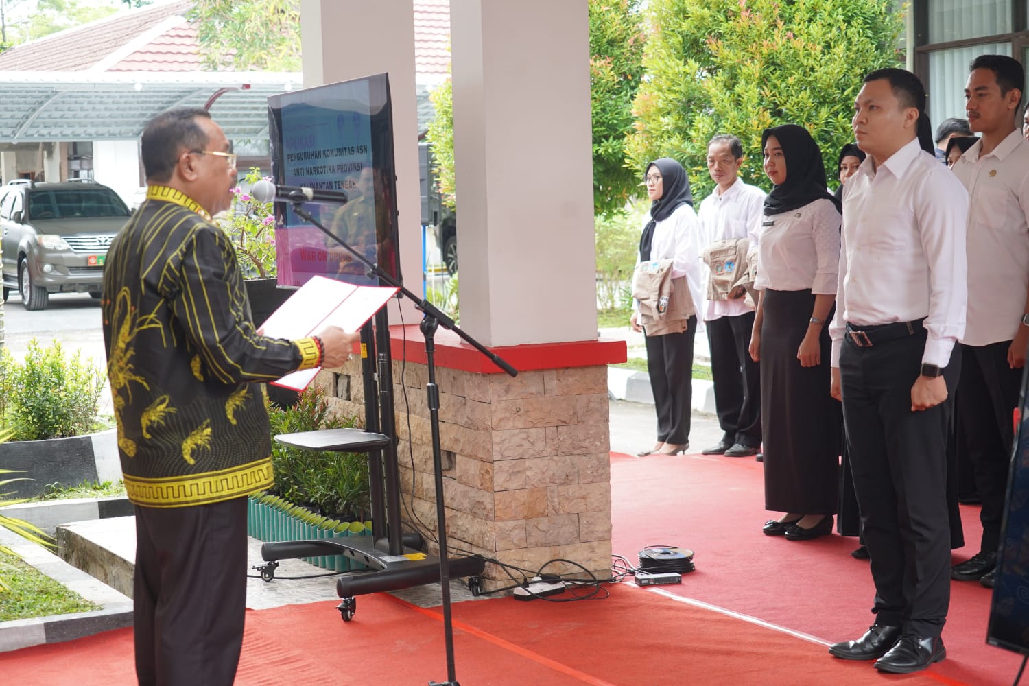 Sekda H. Nuryakin Launching Aplikasi Badan Kesbangpol Prov. Kalteng serta Kukuhkan Komunitas ASN Anti Narkotika Prov. Kalteng