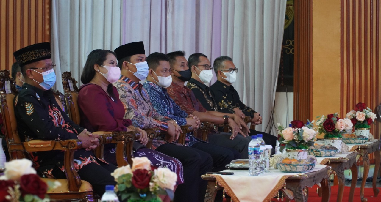 Rayakan Natal Bersama Sebagai Perwujudan Kebersamaan dan Rasa Persaudaraan di Lamandau