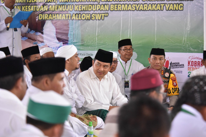 Hadiri Haul Kiai Gede, Pj Bupati Budi Santosa Ajak Masyarakat Pererat Persaudaraan