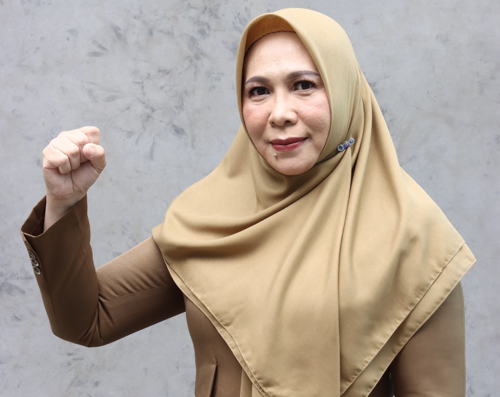 Kadispursip Kalteng Nunu Andriani Terima Piagam Penghargaan Pegiat Literasi