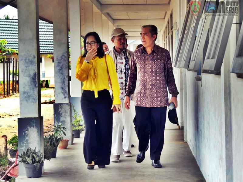 Dewan Sebut Tenaga Pengajar Rata-rata Masih Kontrak