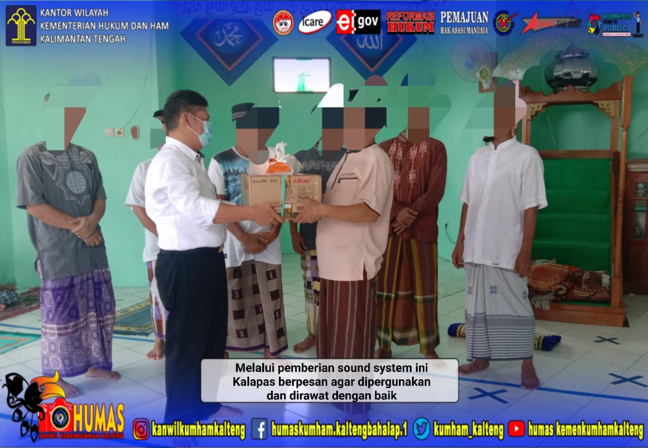 Dukung Pembinaan Kerohanian, Kalapas Muara Teweh Serahkan Sound System kepada WBP