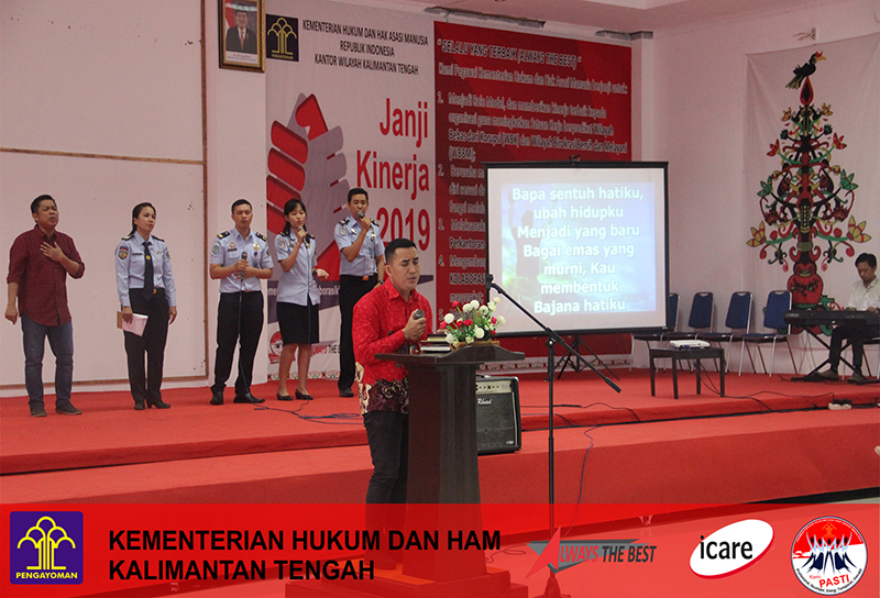 Kanwil Kemenkumham Kalteng Berbagi Kebahagiaan Paskah bersama panti Asuhan Imanuel Palangka Raya