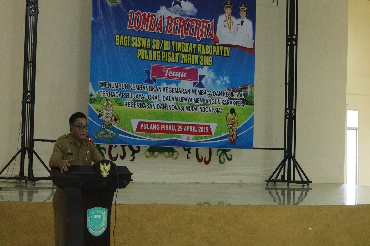 Asisten I Setda Pulang Pisau Buka Acara Lomba Bercerita Tingkat SD/MI