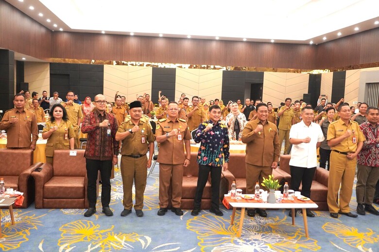 Wagub Edy Pratowo Buka Rakorda Pusat dan Daerah Koperasi Desa/Kelurahan Merah Putih Kalteng Tahun 2025