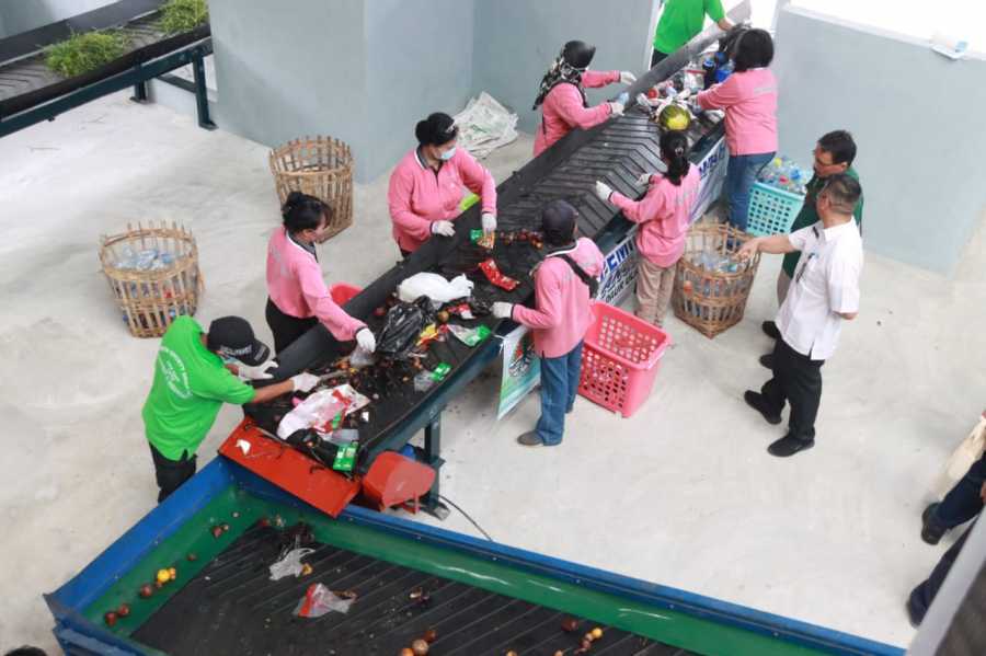 Wagub Edy Pratowo Harapkan Pusat Daur Ulang Sampah di Kota Palangka Raya Berjalan Optimal