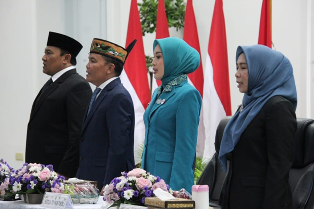Lantik Pj. Bupati Barito Utara, Gubernur Agustiar Sabran Tekankan Percepatan Pembangunan yang Berdampak Langsung pada Masyarakat