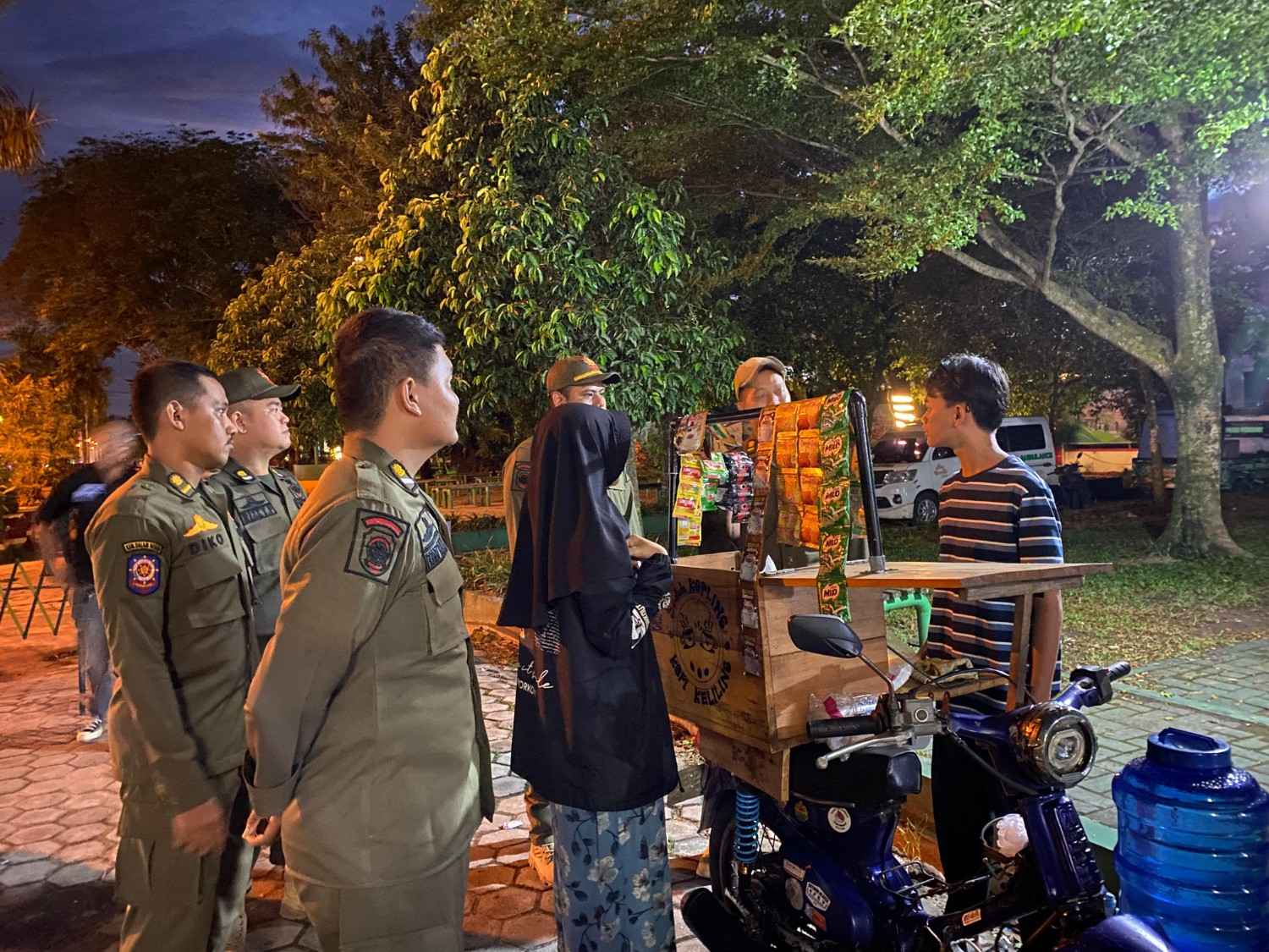 Satpol PP Kalteng Konsisten Jaga Kelancaran Acara Huma Betang Night