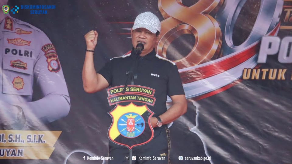 Meriahkan Hari Bhayangkara ke-80, Bupati Seruyan Ikuti Jalan Sehat