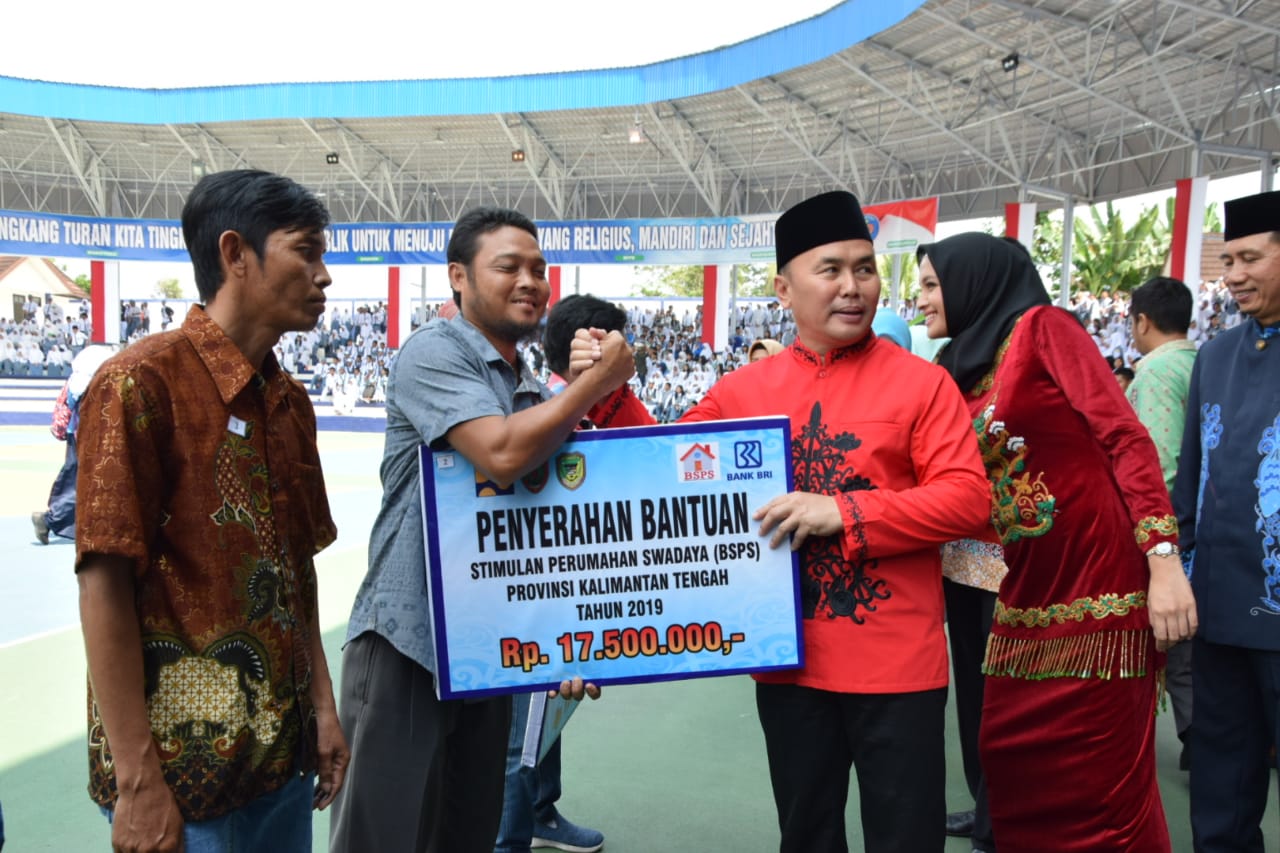 Di Usia yang ke-69,  Gubernur  Berharap  Kabupaten Barito Utara  Mampu Memberikan Pelayanan Secara Prima Kepada Masyarakat