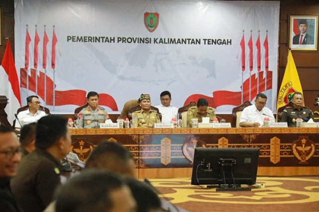 Gubernur Kalteng Pimpin Rapat Koordinasi Tim Monitoring Percepatan Program Cetak Sawah dan OPLAH Tahun 2025