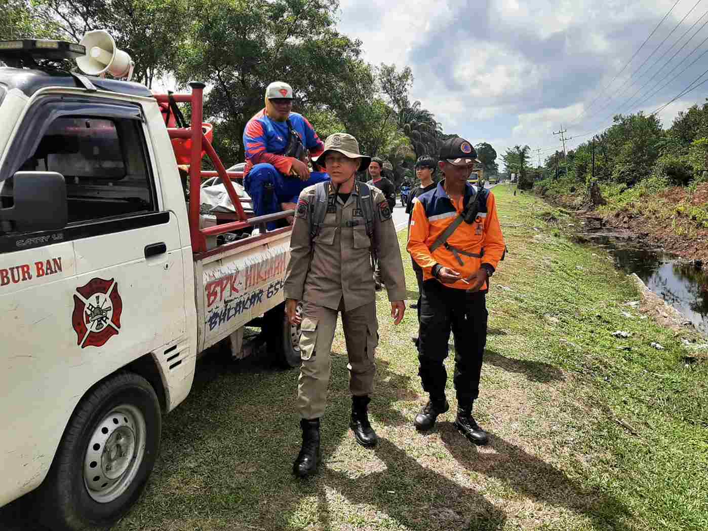 Masifkan Upaya Pencegahan, Satpol PP Kalteng dan Satgas Karhutla Terus Lakukan Patroli Dialogis 