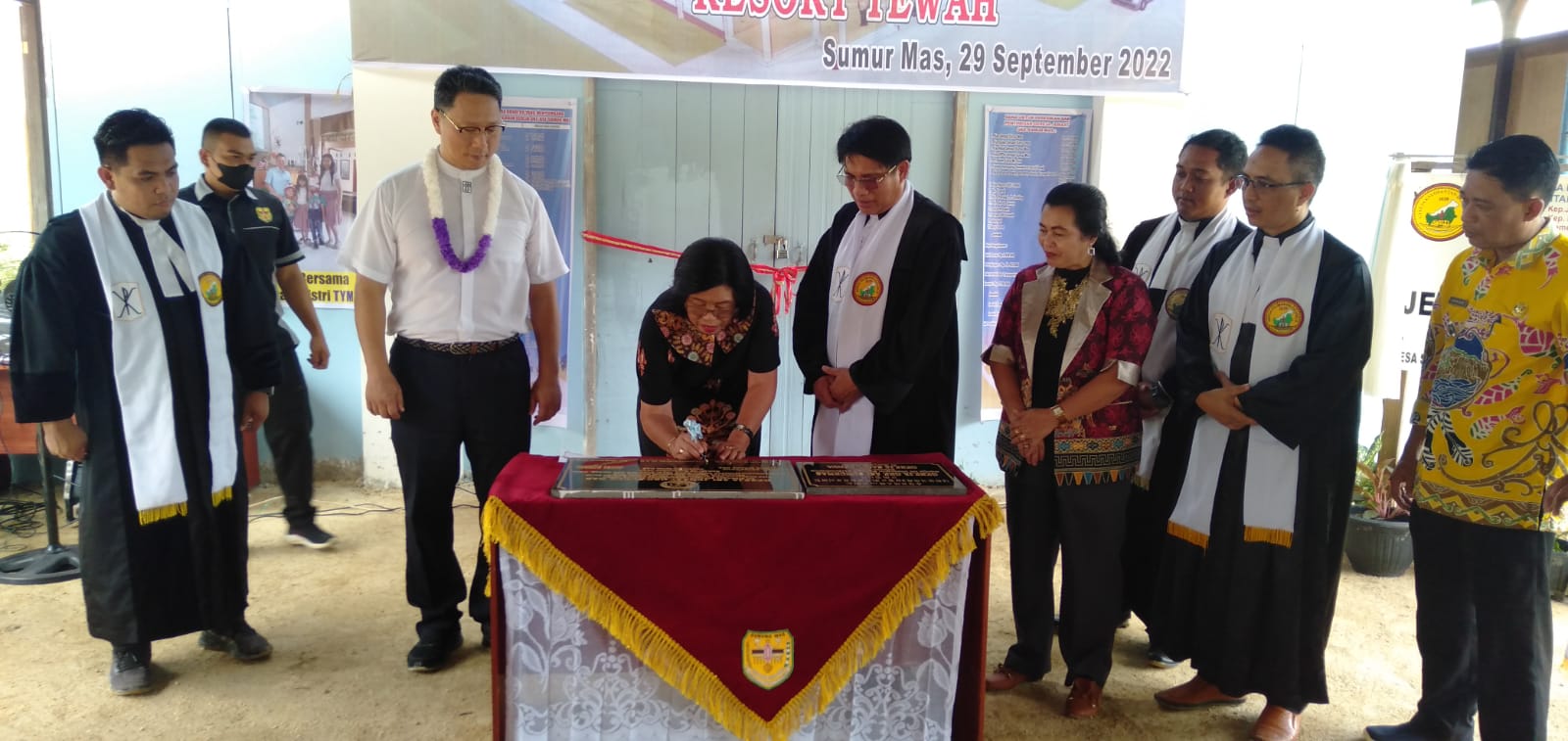 Wakil Bupati Gumas Resmikan Pembangunan Gereja ASI Jemaat GKE Sumur Mas 