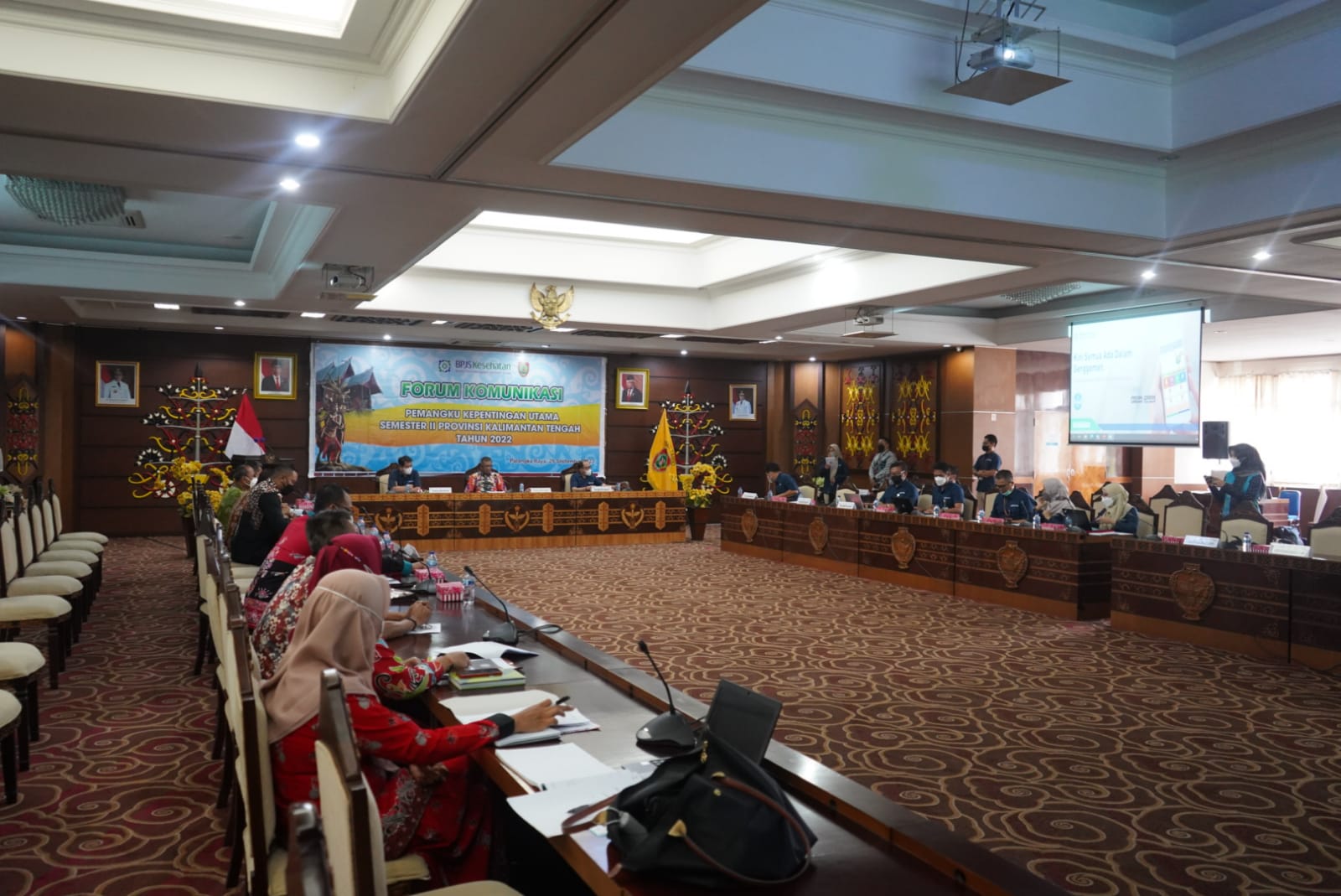 Asisten Pemerintahan dan Kesra Pimpin Pertemuan Forum Pemangku Kepentingan Utama Wilayah Prov. Kalteng Semester II Tahun 2022