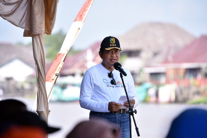 Lomba Kelotok Hias Rangkaian Festival Batang Arut Kembali Digelar di Pangkalan Bun