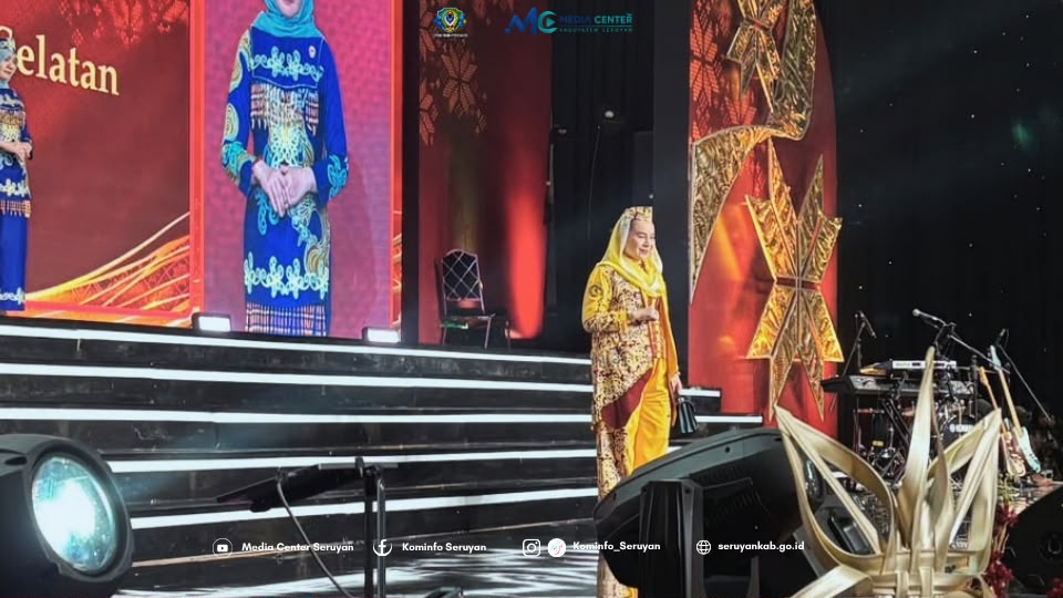 Parade Wastra Kriyanusa 2026, Dekranasda Seruyan Kenalkan Warna Budaya Daerah