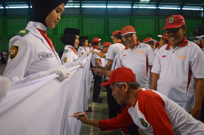 Gubernur Hadiri Hari Sumpah pemuda