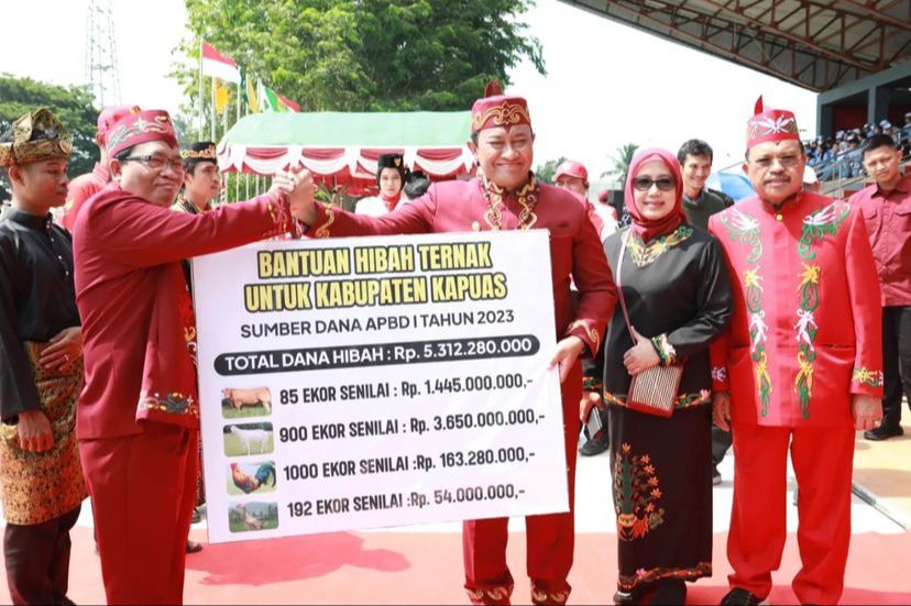 Kepala Dinas TPHP Prov. Kalteng Hadiri Hari Sumpah Pemuda di Kapuas