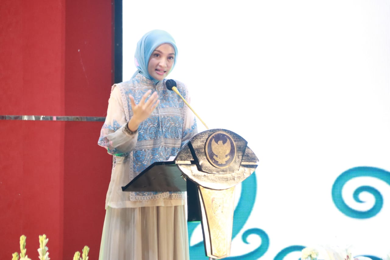 Plh Sahli Pemkumpol Akhmad Husain Buka Kegiatan Apresiasi Bunda PAUD Tingkat Pemprov Kalteng Tahun 2024