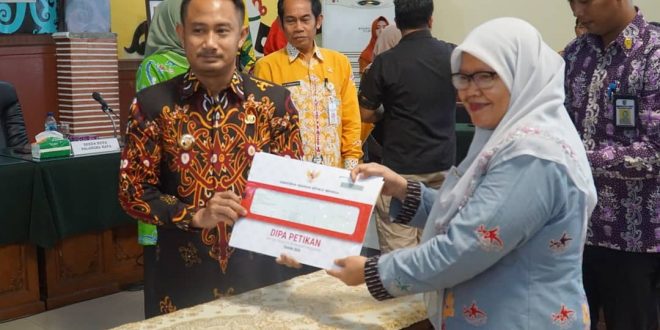 Walikota Serahkan DIPA Instansi Vertikal Kota Palangka Raya