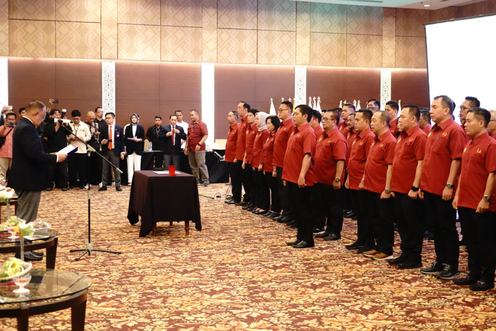 Gubernur Sugianto Sabran Hadiri Pelantikan Pengurus KONI Provinsi Kalteng Masa Bakti  2023 – 2027