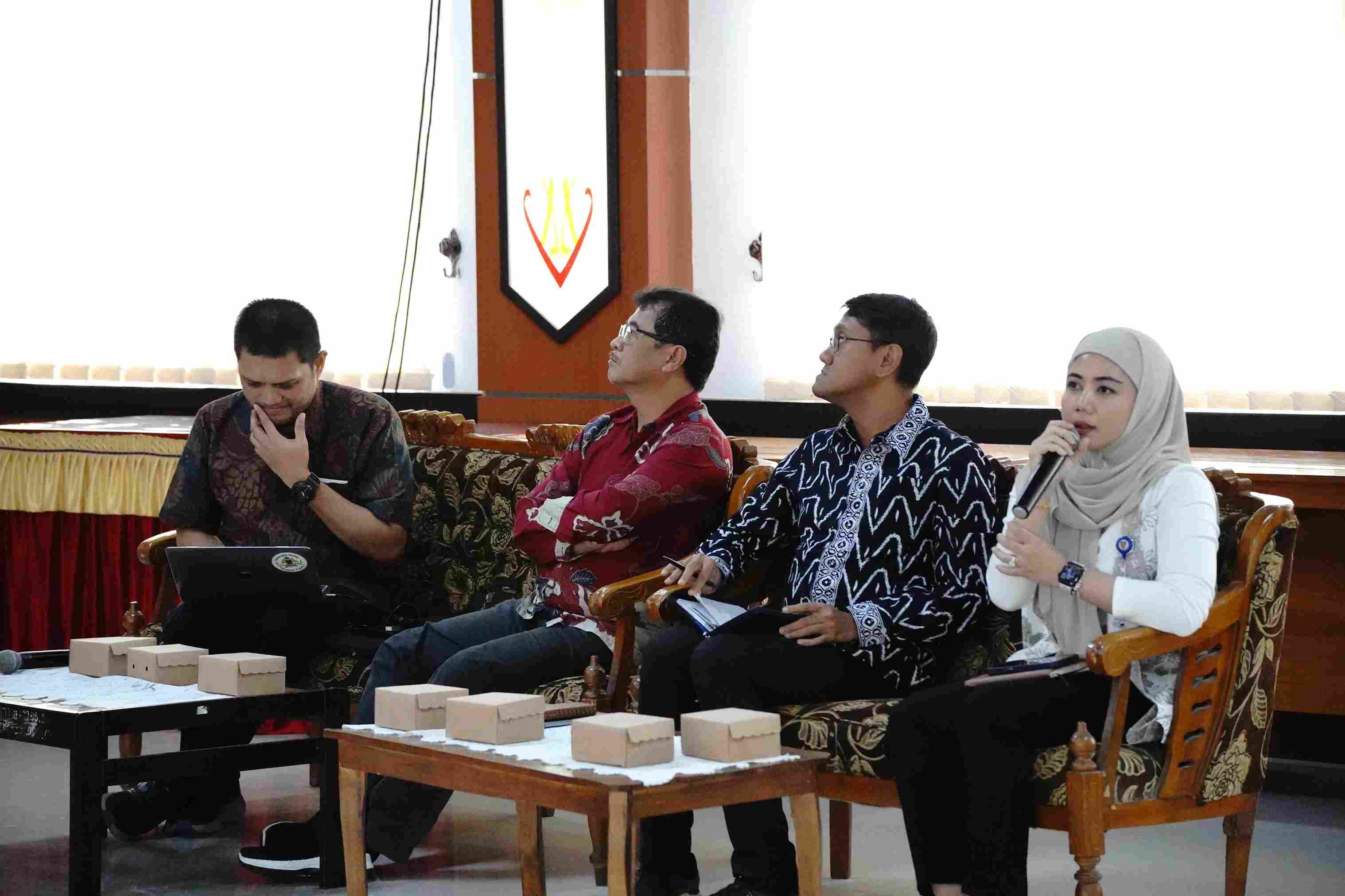 Dinas ESDM Gelar FGD Dokumen Model dan Desain Pelaksanaan Reklamasi Lahan Bekas Tambang IUP MBLB di Kalimantan Tengah