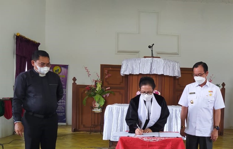 Majelis Sinode GKE Hibahkan Tanah dan Bangunan kepada Pemkab Katingan